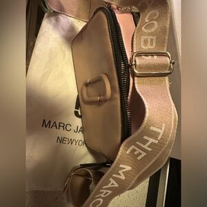 Marc Jacobs Cross Bag. Read Caption.